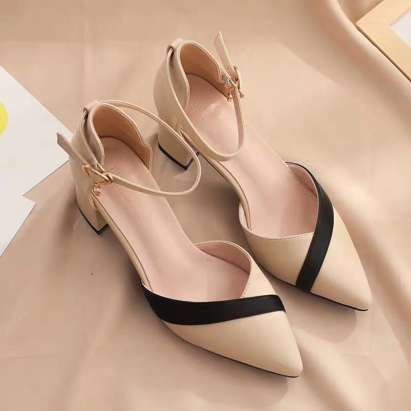 Women's Classic Beige Square H - Leather Classic Strap recension och pris